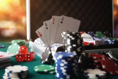 Themed slot with seasonal graphics and special symbols
